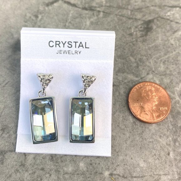 Austrian Crystal Occasion Earrings Dangle Silver - Picture 6 of 7